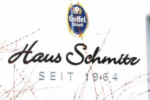 Das Restaurant Haus Schmitz ist seit 1964 in der Gastronomie tätig und zu den Partnern gehört Gaffel.